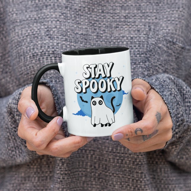 Stanna på Spooky Ghost Cat Mugg (Skapare uppladdad)