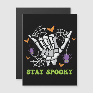 Stanna på Spooky Halloween Skeleton Hand