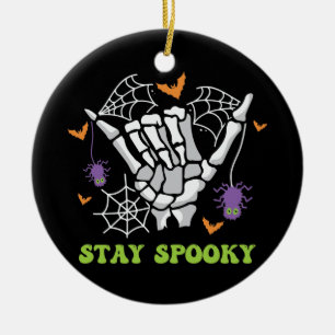 Stanna på Spooky Halloween Skeleton Hand Julgransprydnad Keramik