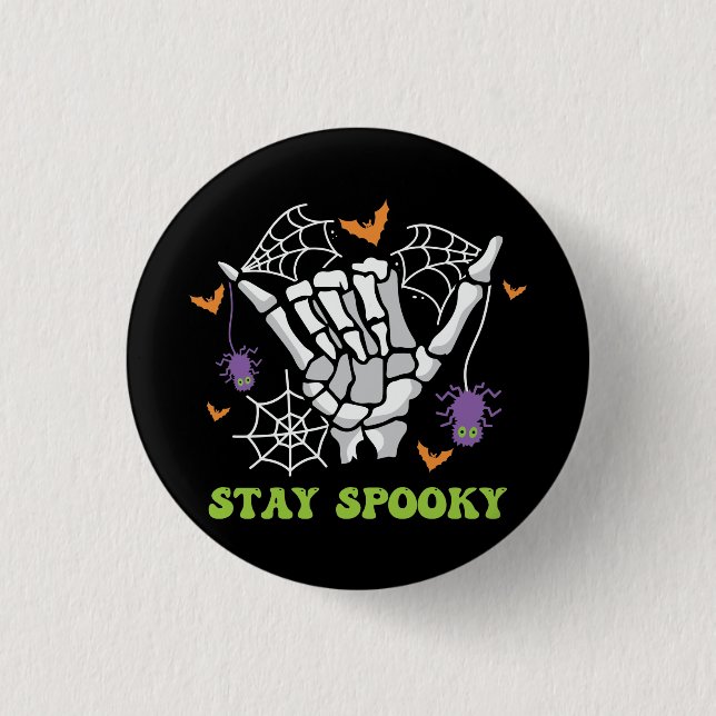 Stanna på Spooky Halloween Skeleton Hand Knapp (Framsida)