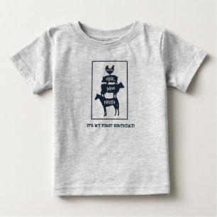 Staplad boskappersonligfödelsedag t-shirt