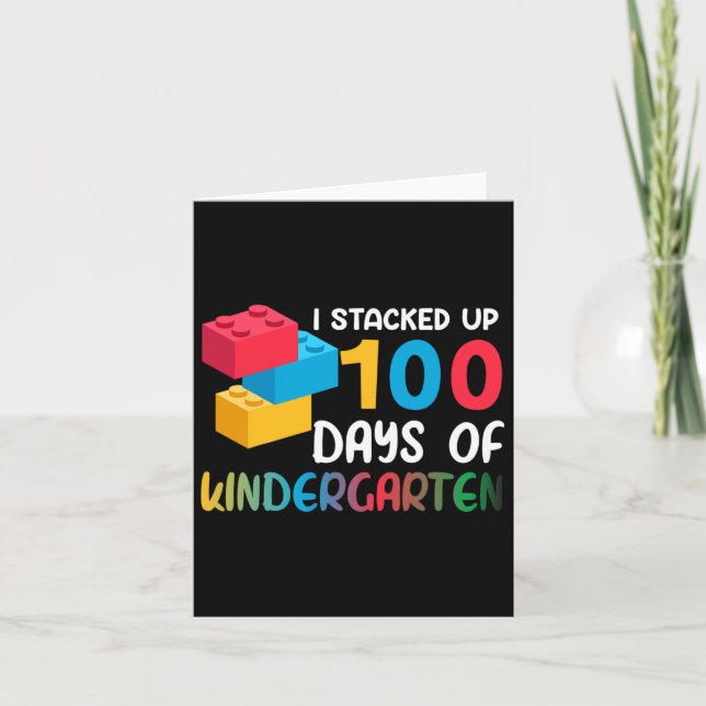 Staplad upp till 100 dagar med Kindergarten Byggna Kort (Framsida)