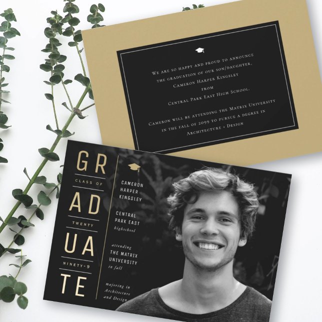 Staplade EXAMENS- Typografi Minimalistisk Foto Exa Meddelande (Simple Stack GRADUATE Minimalist Photo Modern Graduation Announcement @ zazzle.com/color_therapy)