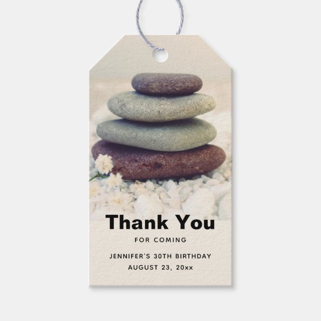 Staplade, Meditative Cairn Birthday Tack Presentetikett (Framsidan)