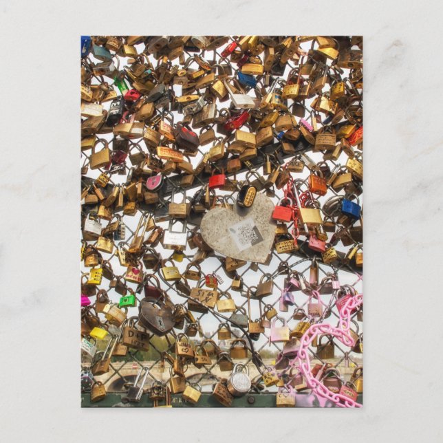 Står med padlås av fotografi av kärlek vykort (Framsida)