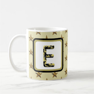 Star Monogram Guld Elegant Family Namn Initial Kaffemugg