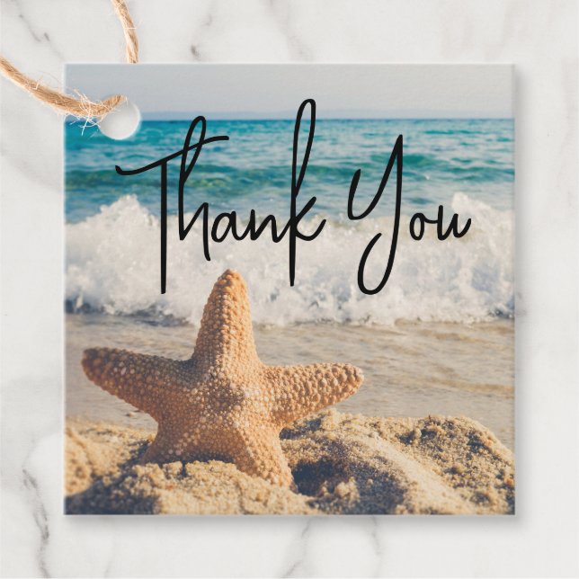 Starfish on a Sandy Beach Photographic Gåvor Etiketter (Framsida)