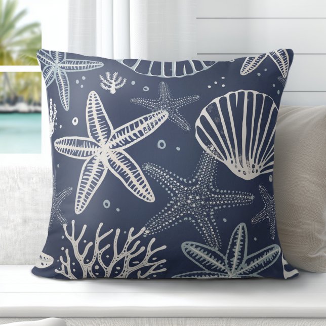 Starfish Seashells Dekorativ kudde (Discover Gorgeous Coastal Throw Pillows by Totally Coast.)