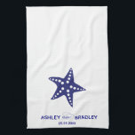 Starfish Tea Towel, Kitchen Towel for Bröllop Gift Kökshandduk<br><div class="desc">Den här söta personligen kökshandduk är perfekt för en bröllop-gåva eller en hemmauppvärmningspåva.</div>