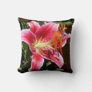 Stargazer Lily Photograph Kudde