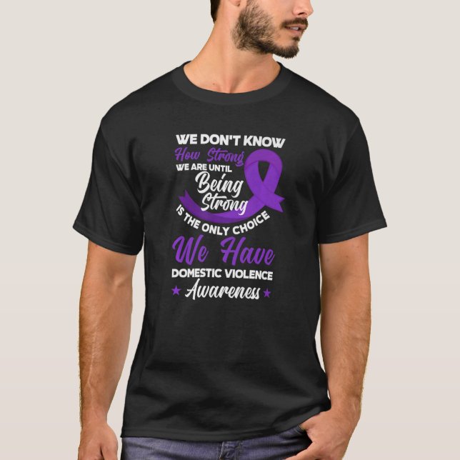 Stark Lila Ribbon Domestic Violence Awareness T Shirt (Framsida)