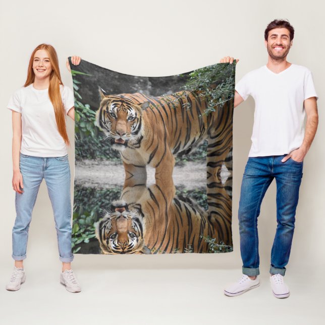 Stark och djärv tiger anpassad spegeltyp bild  fleecefilt (På plats)
