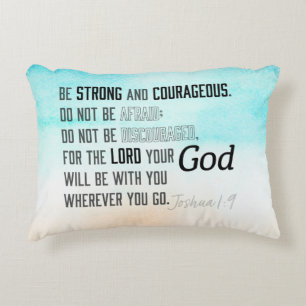 Stark och modig Joshua 1:9 Bible Prydnadskudde