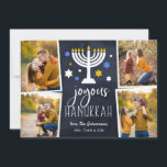 Starry Ljus | Hanukkah Photo Collage Card Julkort<br><div class="desc">Festive Hanukkah-fotokortet innehåller fyra foton i en samlingslayout,  med "joyous Hanukkah" i vit skrift på en marin blå bakgrund accentuerad med en upplyst menorah och vita,  blå och guld-stjärnor. Anpassa med namnen under och lägg till ytterligare ett foto på baksidan.</div>