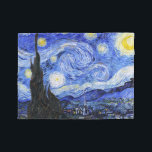 Starry Natt av Van Gogh Fleecefilt<br><div class="desc">Oljemålning från den nederländske mästaren Vincent Van Gogh (1853-1890), troligen hans mest berömd målning, Van Gogh målade "Stjärnnatten" 1889 från minnet när han var i en asyl i Frankrike där han checkade in sig för depression. I målningen finns måne, Venus och många stjärnor omgivna av gult och vitt ljus.I grund...</div>