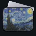 Starry-natten Laptop Fodral<br><div class="desc">Starry Night av Vincent van Gogh. Stjärnnatten är en målning av den nederländske postimponerande konstnären Vincent van Gogh. Målaren skildrar vyn utanför sitt sanitariumfönster på natten,  även om den målades från minnet under dagen. Mittdelen visar byn Saint-Rémy under ett snurrande himlar,  från asyl till norr.</div>
