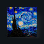 Starry Night av Vincent Van Gogh Knapp<br><div class="desc">Vincent Van Gogh Starry Natten. Det här är ett gammalt mästerverk från huvudmålaren Vincent Van Gogh. Den här bran konstlandskapsmålningen har vackert,  vibrerande,  mättat färg. Vincent Van Gogh var en post impressionist-målare. Den här avbildningen är i den offentliga domänen</div>