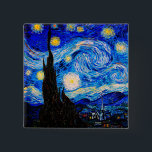 Starry Night av Vincent Van Gogh Knapp<br><div class="desc">Vincent Van Gogh Starry Natten. Det här är ett gammalt mästerverk från huvudmålaren Vincent Van Gogh. Den här bran konstlandskapsmålningen har vackert,  vibrerande,  mättat färg. Vincent Van Gogh var en post impressionist-målare. Den här avbildningen är i den offentliga domänen</div>