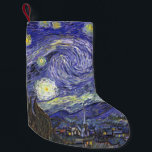 Starry Night av Vincent van Gogh Liten Julstrumpa<br><div class="desc">Starry Night av Vincent van Gogh är en vintage bra konst post impressionism landcape cityscape tavla med en syn på Saint Remy, Frankrike från van Gogh's asyl. Natten himlar snurrar med moln med en ljusskygg måne och lysande stjärnor över den kantiga byn. Starry Night är förmodligen van Goghs mest berömd...</div>