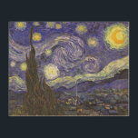 Starry Night av Vincent van Gogh Trätavla<br><div class="desc">Starry Night av Vincent van Gogh är en vintage bra konst post impressionism landcape cityscape tavla med en syn på Saint Remy, Frankrike från van Gogh's asyl. Natten himlar snurrar med moln med en ljusskygg måne och lysande stjärnor över den kantiga byn. Starry Night är förmodligen van Goghs mest berömd...</div>