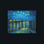 Starry Night Over the Rhône | Vincent van Gogh Canvastryck<br><div class="desc">Starry Night Over the Rhône (1888) av Vincent van Gogh är en mesmerierande Post-Impressionistisk målning som fångar en serene natt-vy av Rhône-floden i Arles, Frankrike. Bilderna har en djup blå himmel med skuggande gyllene stjärnor och deras reflektioner på vatten. I förgrunden går två figurer längs flodbanken och tillför en känsla...</div>