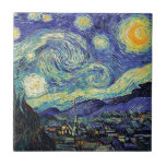 Starry Night Van Gogh Post-Impressionist Painting Kakelplatta<br><div class="desc">Van Gogh var besatt av symbolen för lysande föremål och för färg. Lampan var en symbol för lugn och säkerhet. Stjärnan symboliserade tro och gasljus,  mänskliga realiteter. Djupt ultramarinblått var oändligt,  medan rött och grönt uttryckte "detta fruktansvärda sak,  manar passioner.</div>