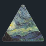 Starry Night - van Gogh Triangelformat Klistermärke<br><div class="desc">Från gruvarbetarlampan Nuenen till den som han placerade på sin fönstersida efter scenen med Gauguin; från kvällsstjärnan noterade han 1875 i Corot Olive Orchard till brev i augusti 1888 till sin bror, där han sade: "En dag eller annan kommer du att se en bild av själva huset badas i solljus,...</div>