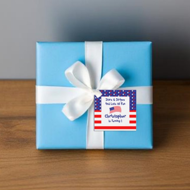 Stars och stripes 1:a födelsedag gåvor etiketter (Skapare uppladdad)