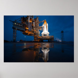 Starta blå himmel för Space Shuttle Atlantis Poster