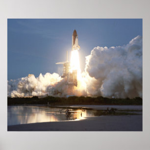 Starta Discovery of Space Shuttle (STS-48) Poster