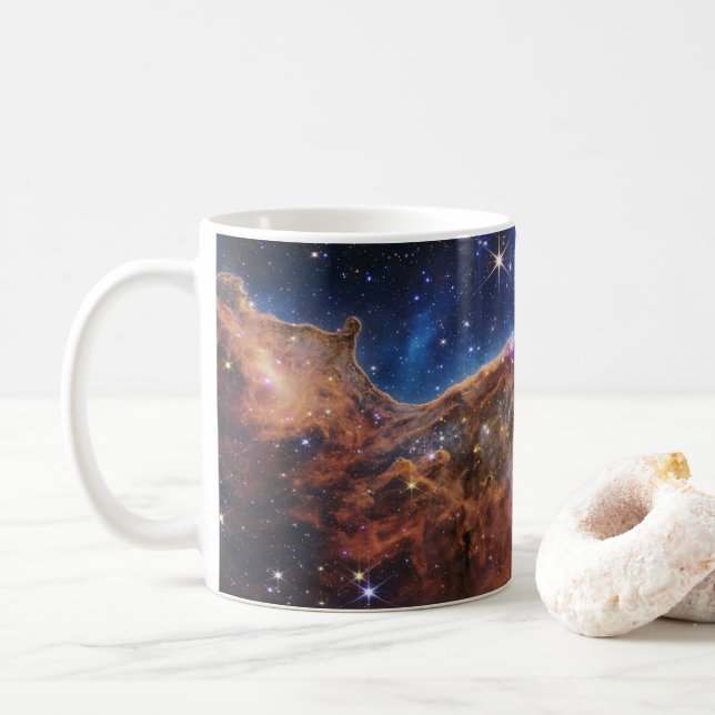 Startande region NGC 3324 i Carina Nebula. Kaffemugg (Med munk)