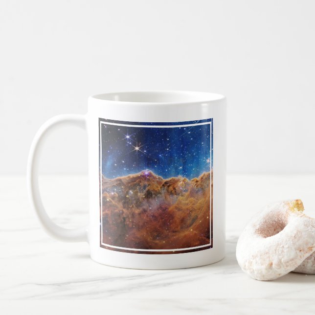 Startande region NGC 3324 i Carina Nebula. Kaffemugg (Med munk)