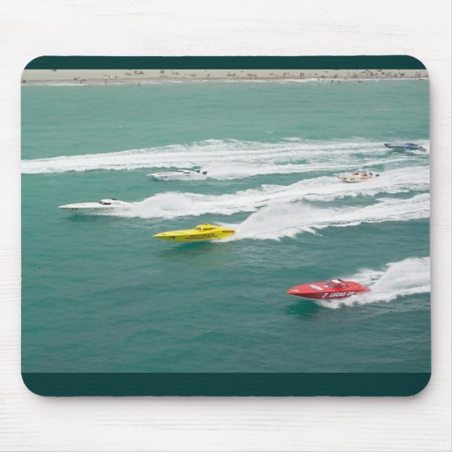 Starten av tävlingmusen vadderar musmatta (Framsidan)