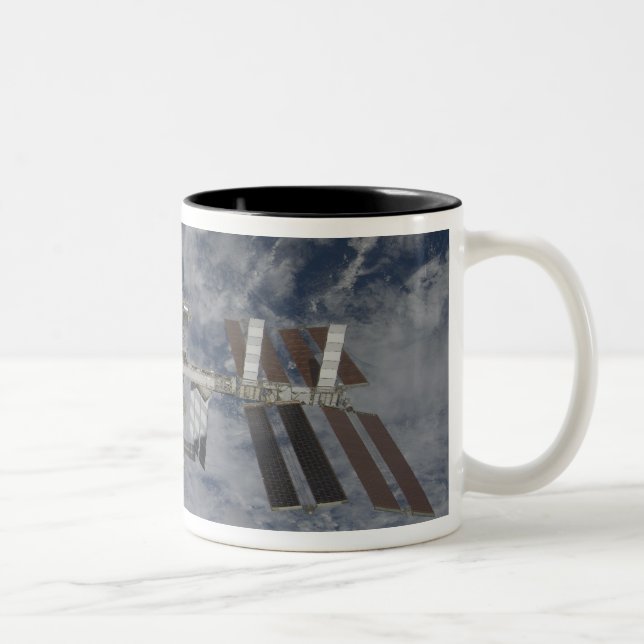 Station 12 i Internationell Två-Tonad Mugg (Höger)