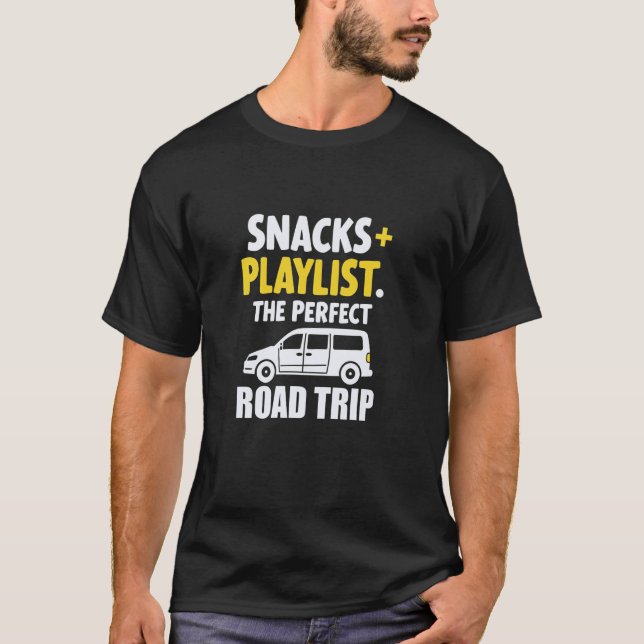 Station Wagon Roadtrip Snacks and Playlist Adventu T Shirt (Framsida)
