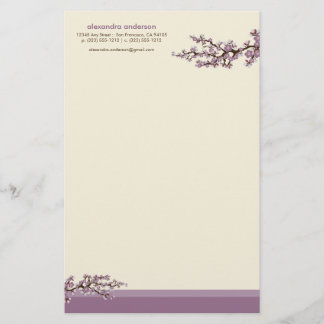 Stationär Blommar av körsbär (lavender)