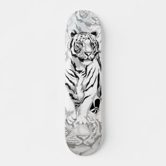 Statiskt vit tiger Skateboard