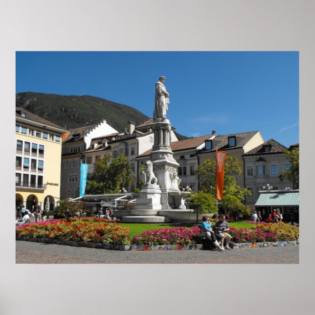 Statue in Bolzano Italien Poster (Framsidan)