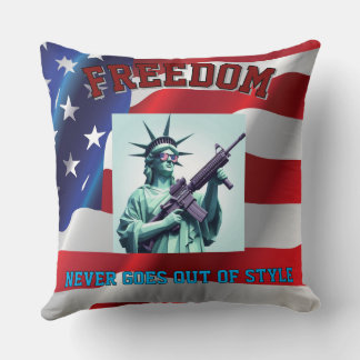 Statue of Liberty Patriotic Sunglasses M4 Rifle Kudde