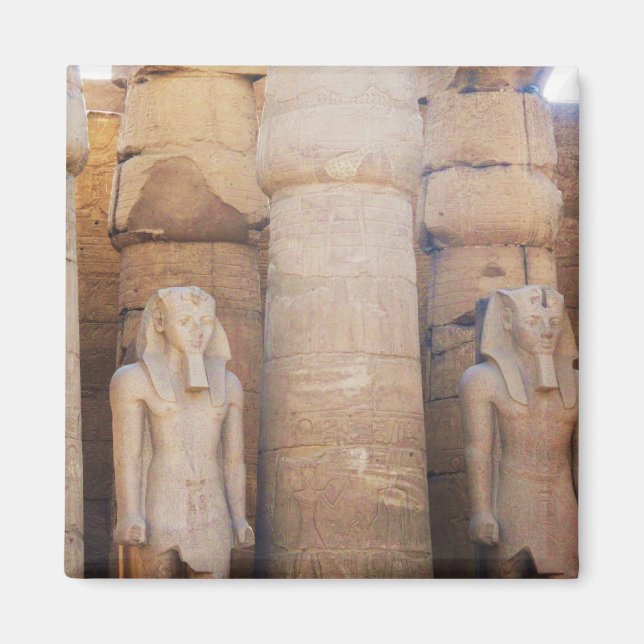 Statue of the Pharaoh Ramses II, Luxor Temple Magnet (Framsidan)