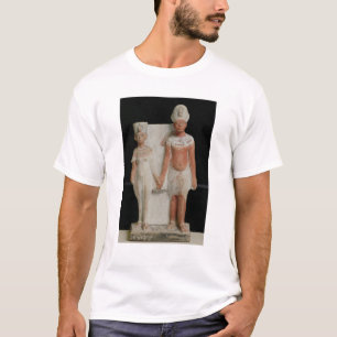 Statuette av den Amenophis droppen och Nefertiti T-shirt