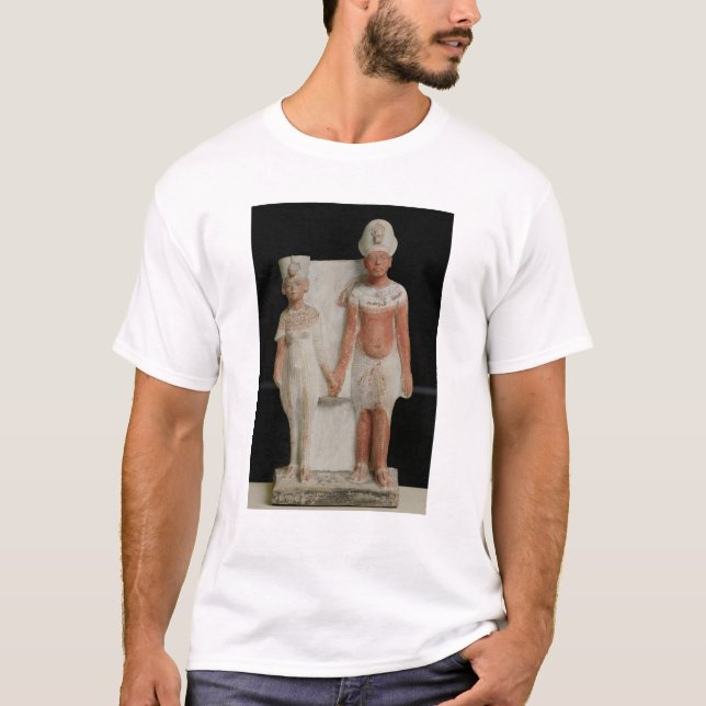 Statuette av den Amenophis droppen och Nefertiti T-shirt (Framsida)
