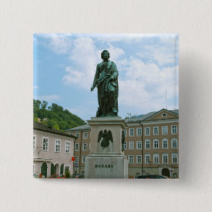Staty av Mozart i Salzburg Knapp