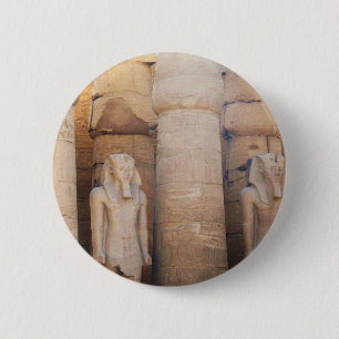 Staty av pharaohen Ramses II, Luxor tempel Knapp
