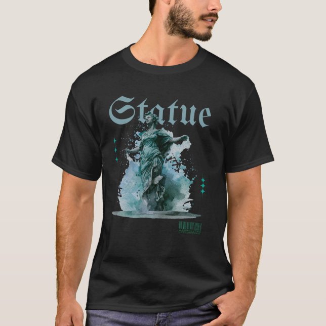 Staty – Konstnärlig Minimal T-Shirt Inspirerad av  (Framsida)