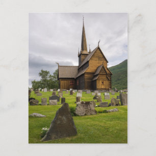 Stavkyrka med kyrkogård i Norge Vykort
