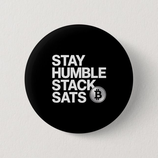 Stay Humble Stack Sats  Knapp (Framsida)