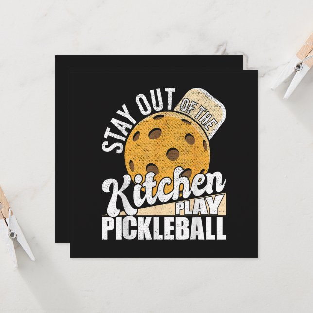 Stay Out of The Kitchen Play Pickleball Inbjudningar (Fram/Back In Situ)