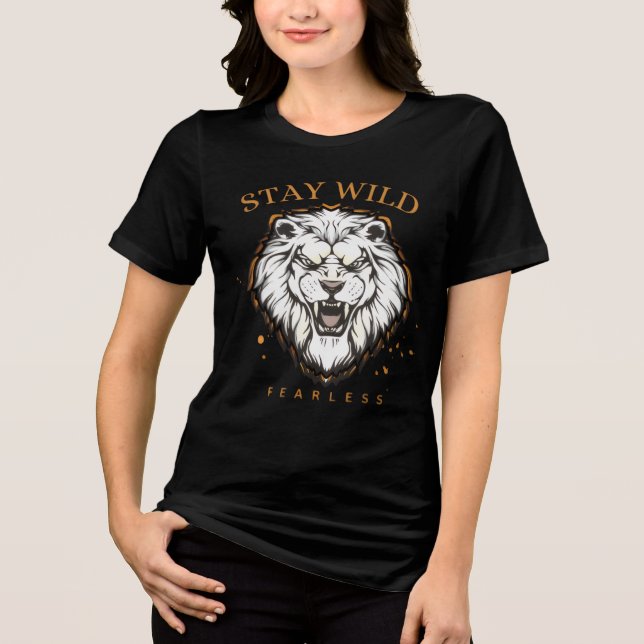 Stay Wild Fearless Lejon T-Shirt | Unisex Estetisk (Framsida)