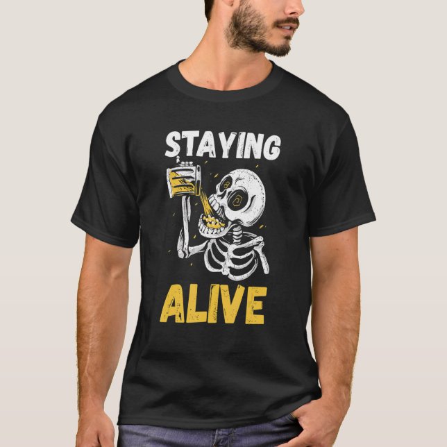 Staying Alive Halloween Costume Beer ALl Saint's E T Shirt (Framsida)